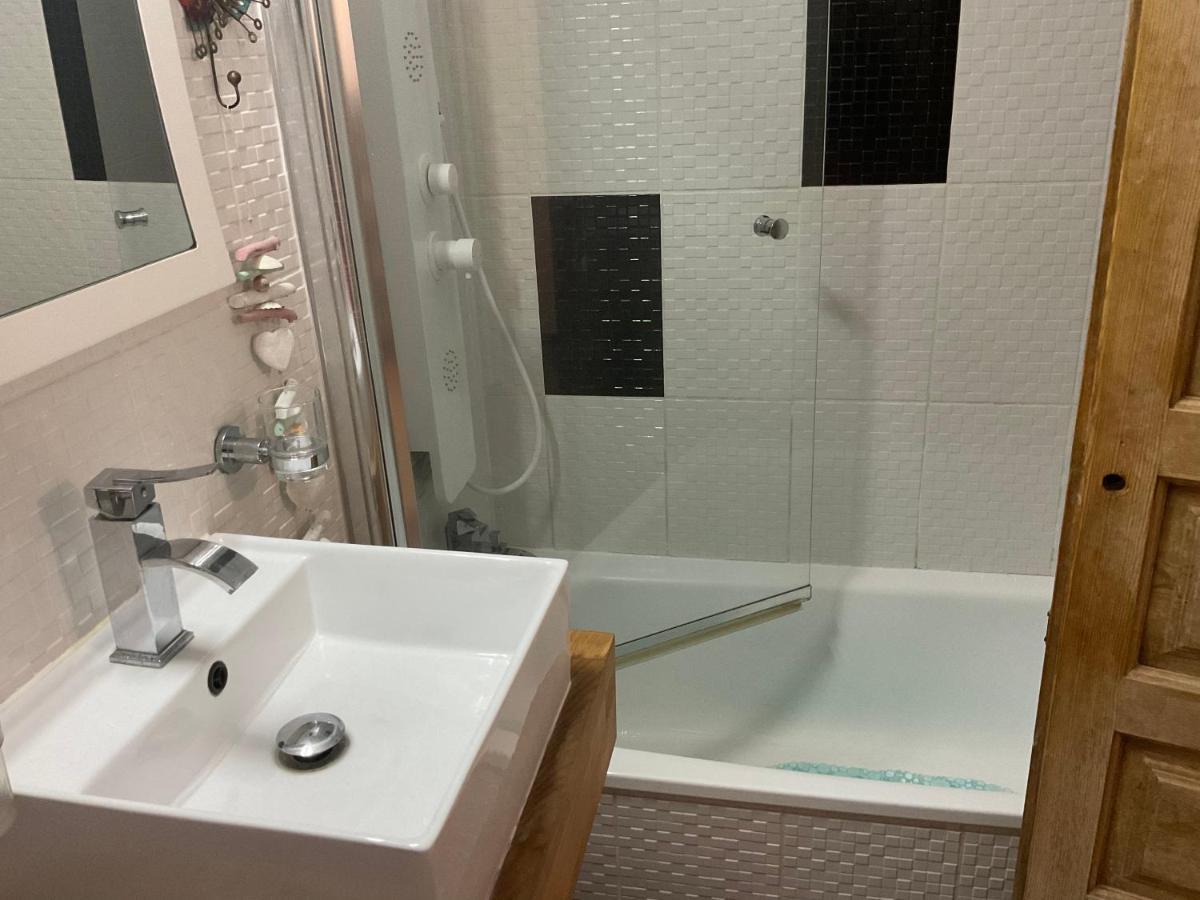 Mijas Pueblo Cosy Townhouse, Sleeps 4 Villa Luaran gambar